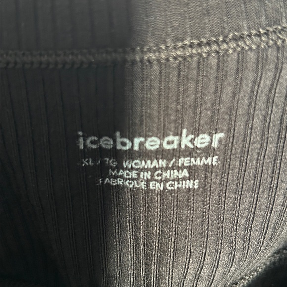 Icebreaker Black Ribbed Crop Top - Picture 2 of 2